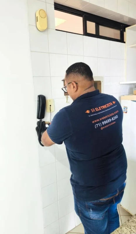 instalação de interruptor embutido