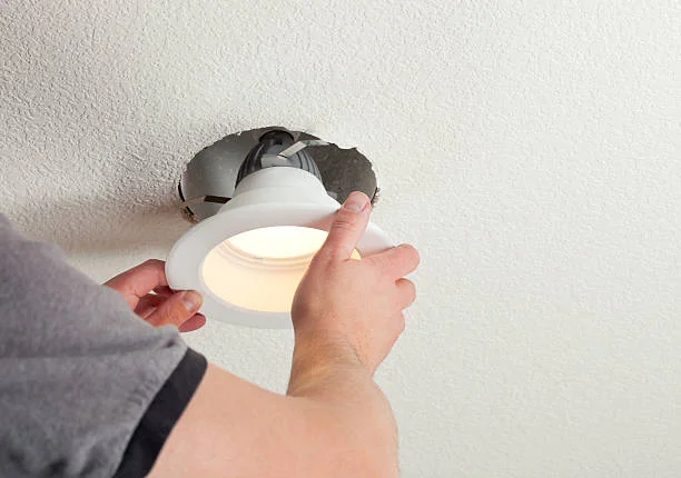 instalação de sensor de presença